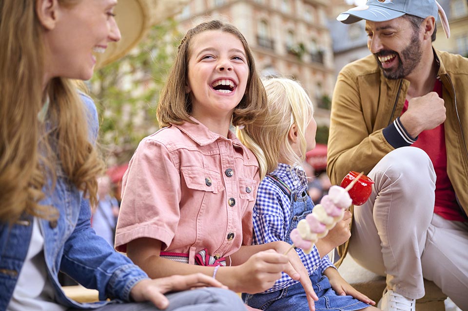 Guests at Ratatouille: The Adventure, Walt Disney Studios® Park